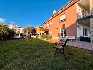Maison à Carrer d'alfons xii 18. Baix empordà, palafrugell, casa