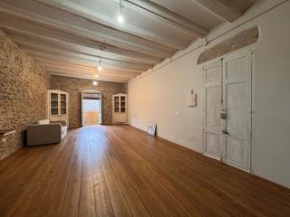 Pis  Avinguda josep irla. Baix empordà, la bisbal de empordà, estudio de estilo rústico