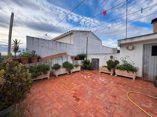 Casa  Carrer del carme. Baix empordà, torroella de montgrí, casa.