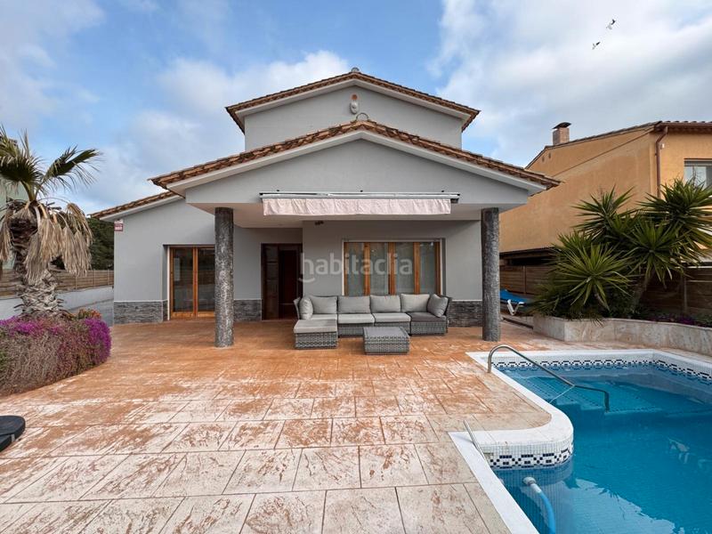 Foto 792970d1-9576-474a-858c-fcb2b0c2c188. Casa baix empordà, mont ras, casa a cuatro vientos. en Mont-ras