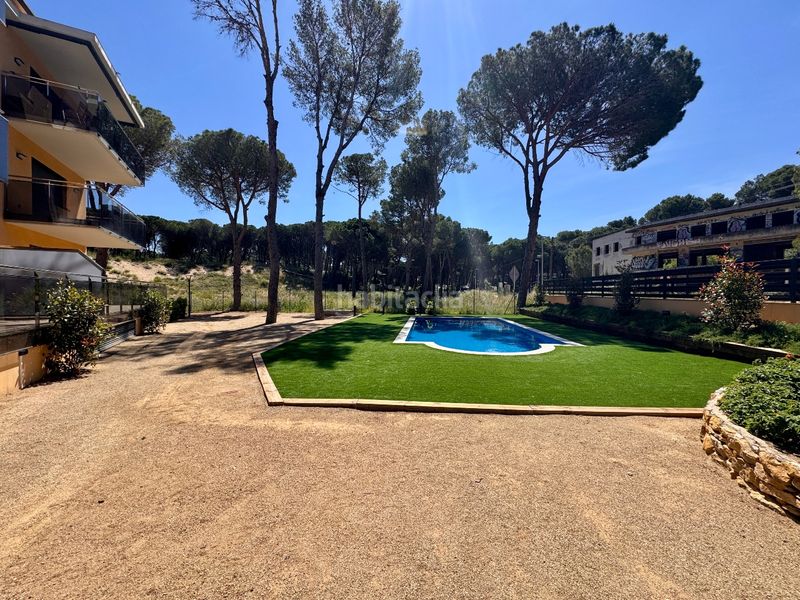 Foto 2ed821e9-6df5-4fb0-8996-91e816053067. Pis amb calefacció aparcament piscina a platja de Pals Pals