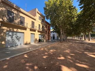 Casa  Passeig marimon asprer. .baix empordà, la bisbal de empordà, edificio: local comercial +