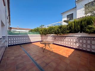Casa  Passatge sant briu-73. .alt empordà, l’escala, casa