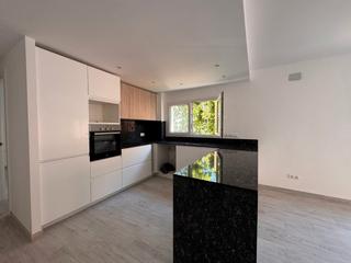 Appartement à Carrer dels molins 5. .baix empordà, palamos, piso con garaje a 5 minutos de la playa.