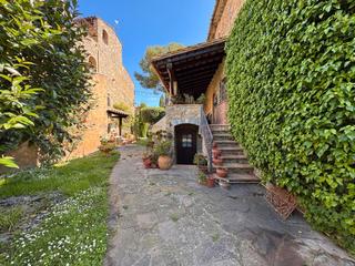 Maison  Carrer sant sebastia. .baix empordà, corça, antigua rectoria de 1777.