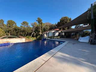 Casa  Carrer de vinyoles. .baix empordà, masos de pals, casa + terreno edificable colindan