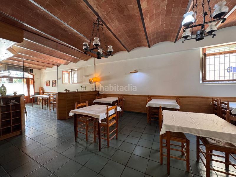 Foto aa92f49d-bb8f-4ae8-ab7c-4e4db0746784. Local comercial amb calefacció a Bisbal d´Empordà (La)