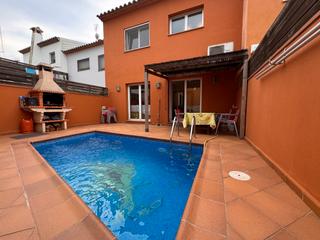 Haus  Carrer de l'anoia. Baix empordà, palafrugell, casa con piscina