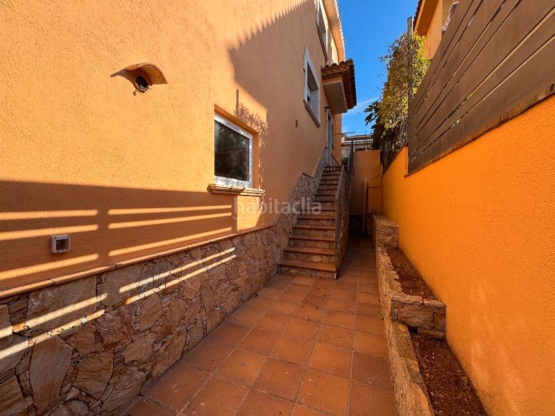 Foto 1bb56cb2-3dfa-4e3f-9f9f-a73cf38470ec. Casa amb calefacció aparcament a Mont-ras