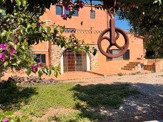 Mas  Giv-6701. Baix empordà, zona cruzas-monells, masia