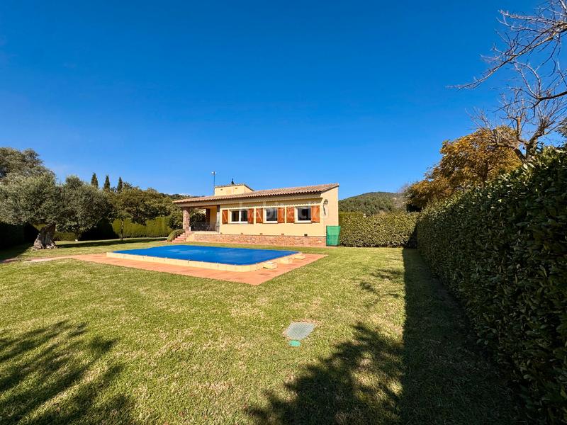 Foto 94b6a36c-38a3-4147-a875-18cadb2d8303. Rent house with fireplace heating parking pool in Regencós