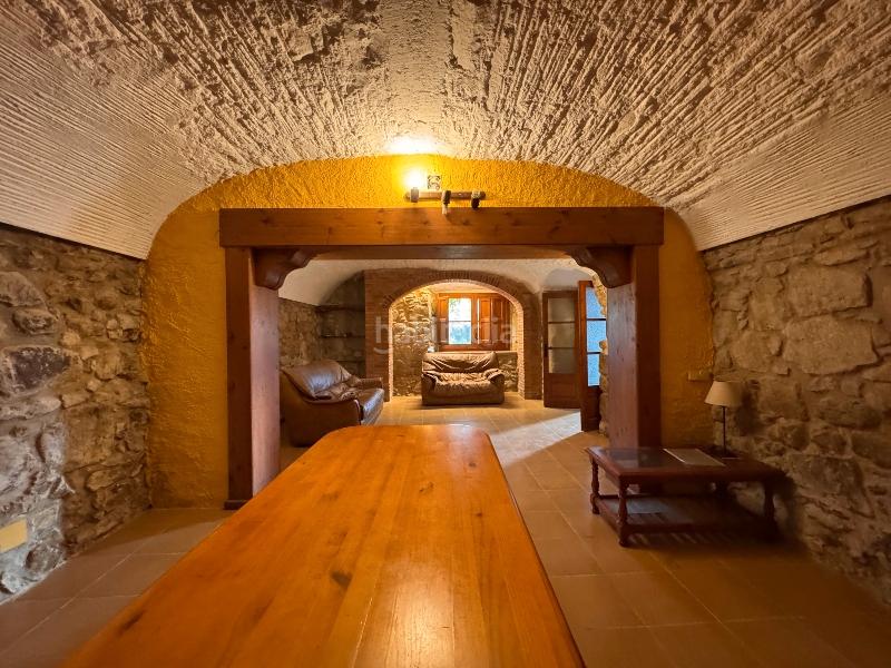 Foto ef026eed-edd1-4f6d-8b1c-c6a1dbf5f995. Bauernhof in carrer montseny 14 in Corçà