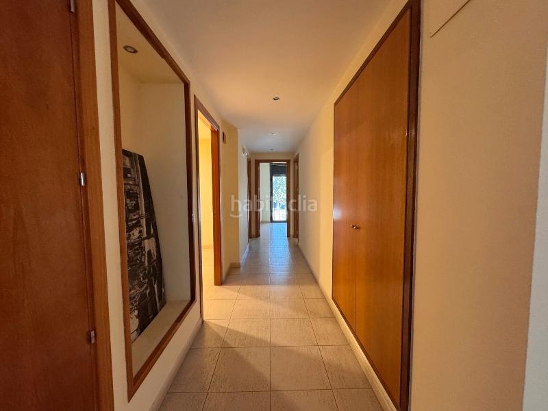 Foto dc4803bb-0eb5-46aa-bd23-fdeed217e14e. Lloguer oficina a carrer de l'aigüeta 125 a Bisbal d´Empordà (La)