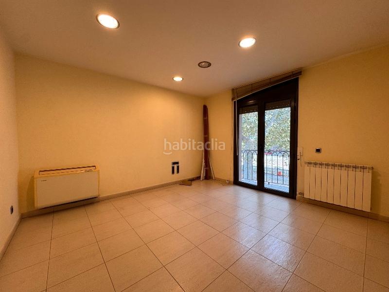 Foto 2b2bee68-dd2a-46b0-bd89-28d622408675. Location bureau dans carrer de l'aigüeta 125 dans Bisbal d´Empordà (La)
