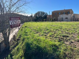 Terreno residencial  Carrer de l'esglesia. Baix empordà, monells, terreno urbano.