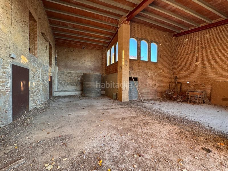 Foto 041a32a1-93e6-460d-bf2e-c5d035a8d885. Casa amb xemeneia aparcament a Corçà