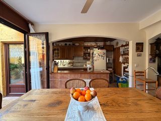 Casa  Plaça nova. Baix empordà, palafrugell, casa de pueblo..