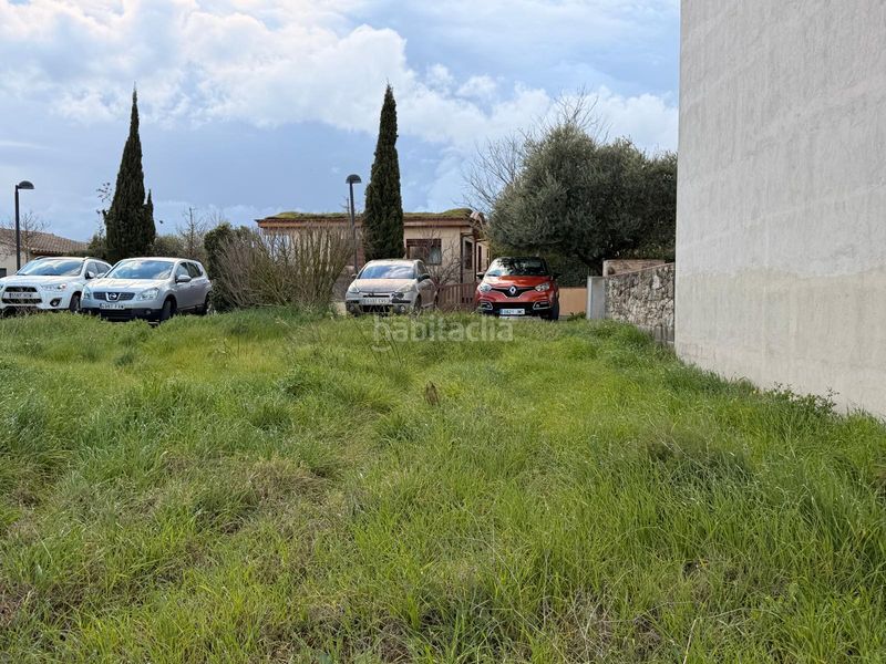 Foto c2ea41e7-6ee9-4083-bcb9-9c6a0874ee4e. Terreny residencial a Ullastret