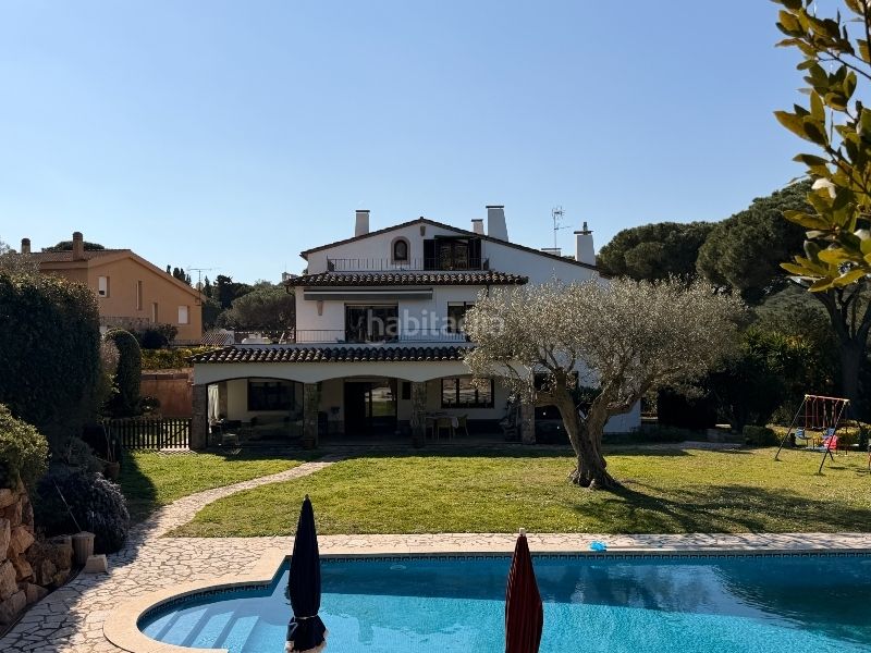 Foto 2b9ed118-32dc-4628-a67c-3c7ea2bb37c7. Casa amb xemeneia calefacció aparcament piscina a Calella de Palafrugell
