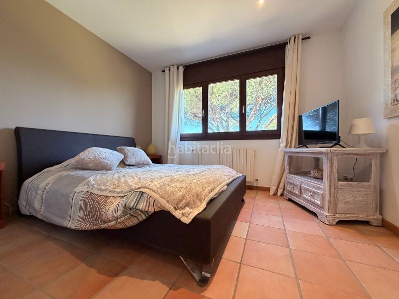 Foto a911f3a1-6406-4fe7-81ab-b89b20a26ca5. Casa amb xemeneia calefacció aparcament piscina a Calella de Palafrugell