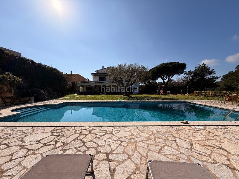 Foto c3731bb2-605d-4f40-916c-2f6deefb9d28. Casa amb xemeneia calefacció aparcament piscina a Calella de Palafrugell