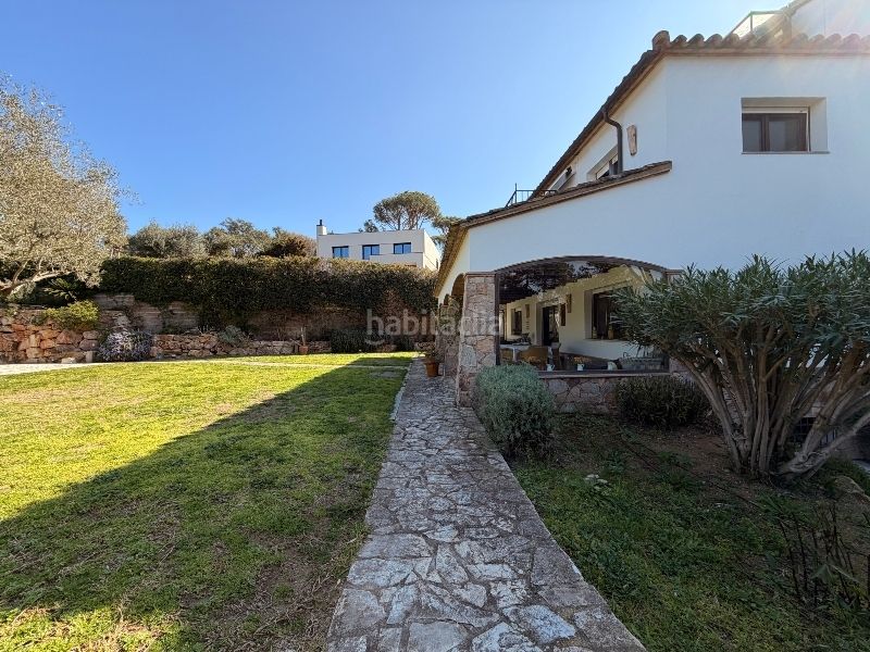 Foto e2aa8585-8cb3-4156-ad1f-c26843e74852. Casa amb xemeneia calefacció aparcament piscina a Calella de Palafrugell