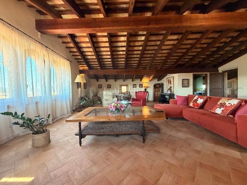 Foto 11bea4e9-91a9-44d1-b12a-f9baaa249850. Casa amb xemeneia calefacció aparcament piscina a Sant Feliu de Guíxols
