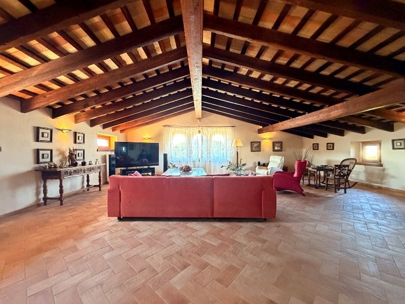 Foto 1238d52a-be77-4dd1-ab58-c65a7c26e30d. Casa amb xemeneia calefacció aparcament piscina a Sant Feliu de Guíxols
