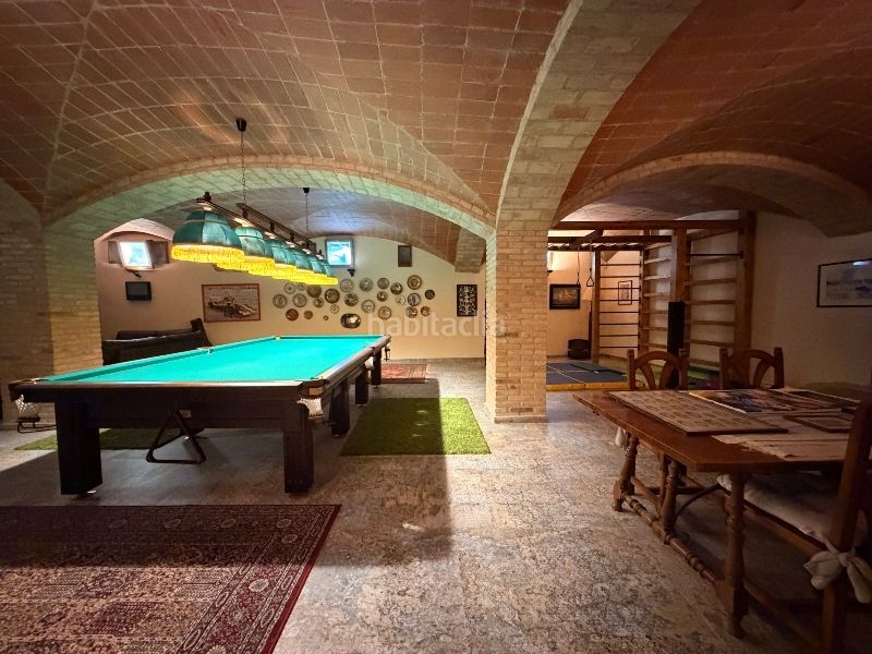 Foto 5a9761e9-33db-4274-baee-42b333a2c140. Casa amb xemeneia calefacció aparcament piscina a Sant Feliu de Guíxols