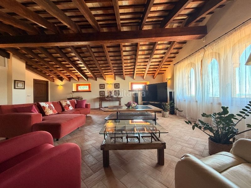 Foto 62102836-a299-468f-8265-3aefd535e935. Casa amb xemeneia calefacció aparcament piscina a Sant Feliu de Guíxols
