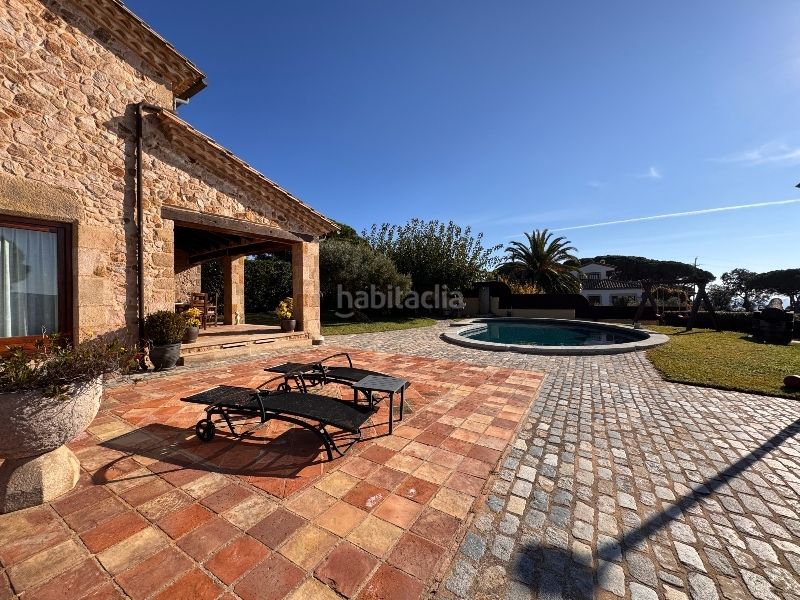 Foto a045cf41-45d8-46e9-a711-0eff885694b8. Casa amb xemeneia calefacció aparcament piscina a Sant Feliu de Guíxols