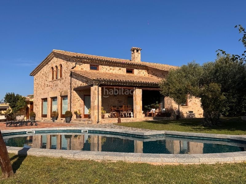 Foto c971fe71-a802-48df-8002-5bf5d99e621a. Casa amb xemeneia calefacció aparcament piscina a Sant Feliu de Guíxols