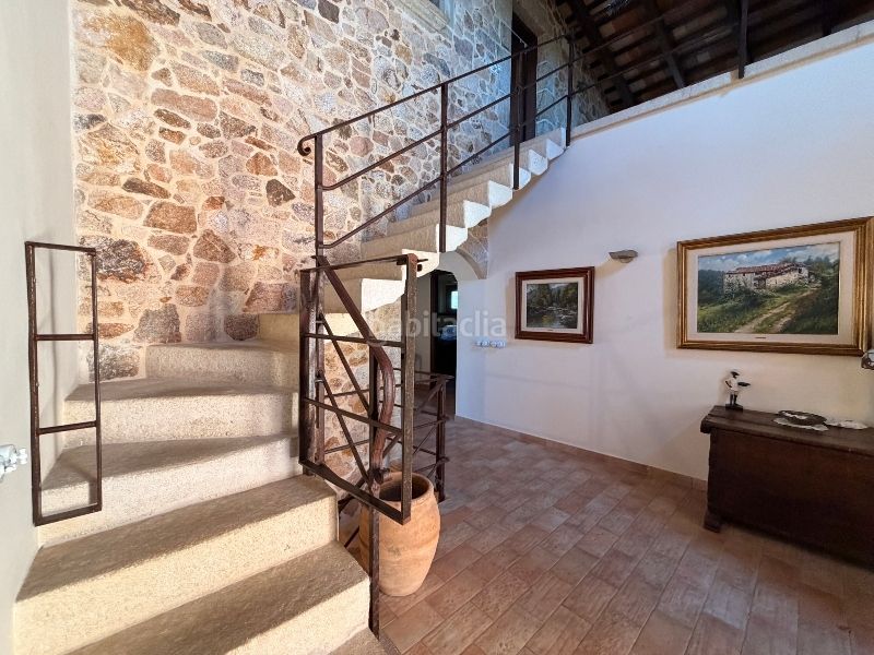 Foto d09f5b85-3848-4a24-a3f1-c620d0d07283. Casa amb xemeneia calefacció aparcament piscina a Sant Feliu de Guíxols