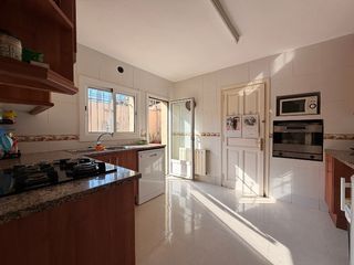 Casa  Carrer d'osona. Baix empordà, palafrugell, casa de pueblo