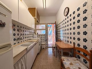 Etagenwohnung  Carrer barceló i matas. Baix empordà, la bisbal d’empordà, piso