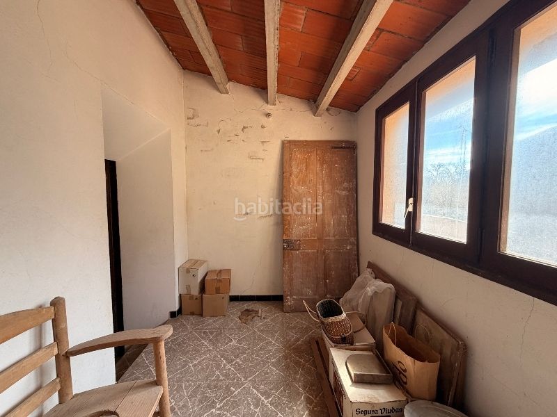 Foto 30822caa-0271-4fbd-8cce-ad0d4c919f99. Casa amb xemeneia a Forallac