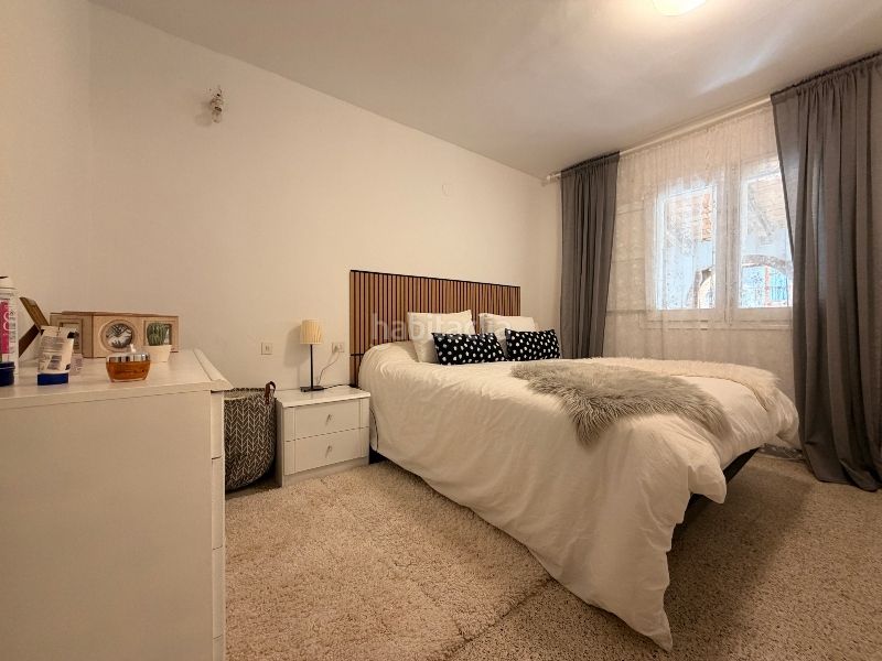 Foto 51e5e18c-0e54-4af0-9b11-894a5acd3365. Casa amb xemeneia a Forallac