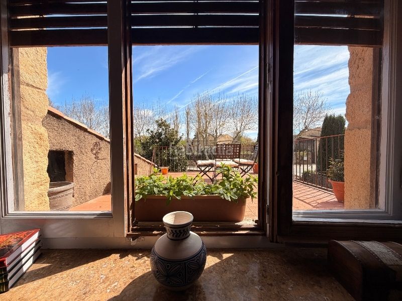 Foto 6b29769f-bd03-4f42-a5fe-aec00aa6ad3f. Casa amb xemeneia a Forallac