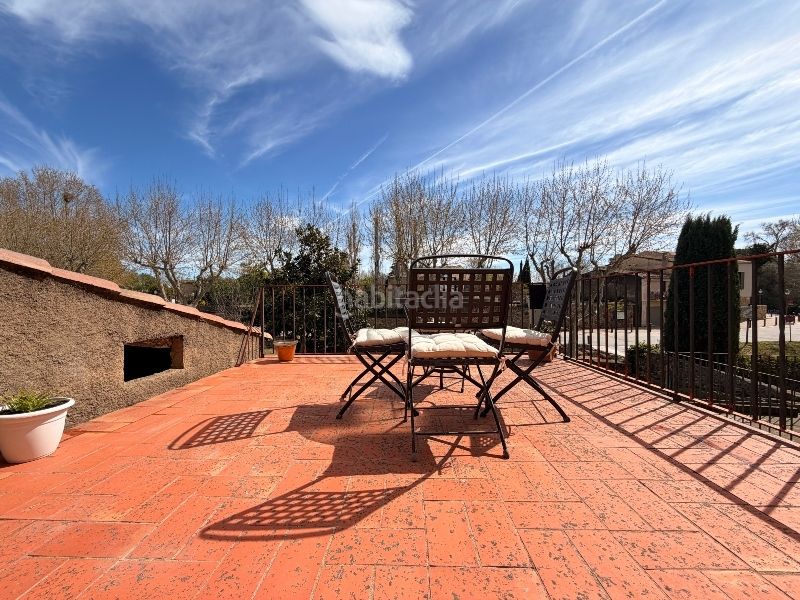 Foto 8b0e7698-465a-4aa5-8984-c6bc18871830. Casa amb xemeneia a Forallac