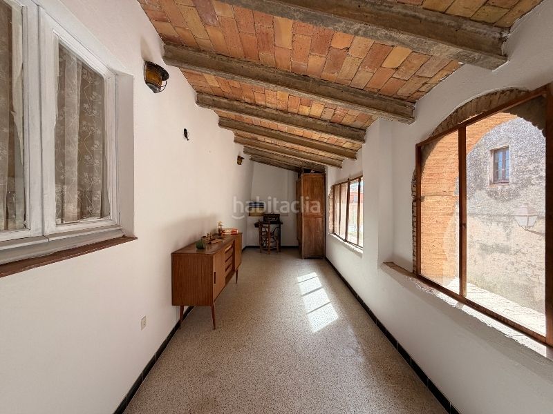 Foto 98915206-b95f-4b30-b146-452a0296e5a3. Casa amb xemeneia a Forallac