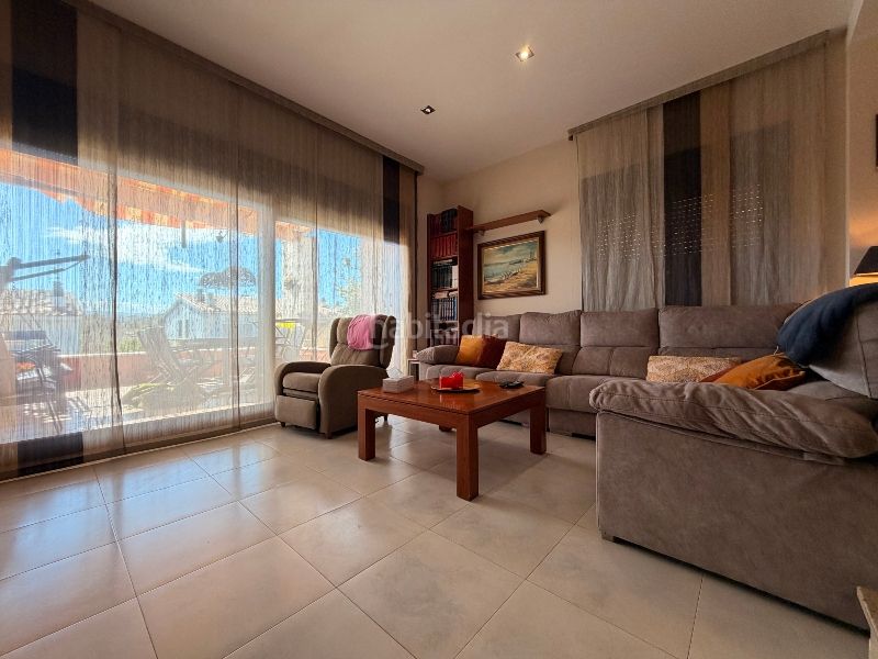 Foto 4335c5f6-e663-4329-891c-408965d565da. Casa aparellada amb xemeneia calefacció piscina a Palamós