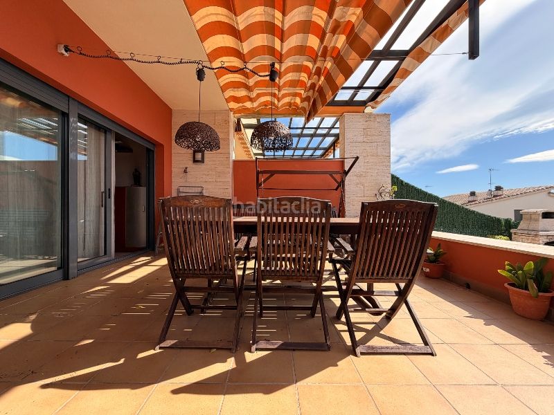 Foto cdb44759-bef7-4a6b-b1bc-fe0372a6e3c1. Casa aparellada amb xemeneia calefacció piscina a Palamós