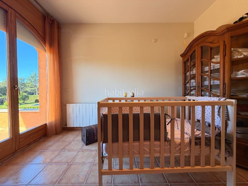 Foto 202ad481-2cfa-4ae5-b533-1ffe71ffe8b1. Casa amb xemeneia calefacció aparcament piscina a Mont-ras