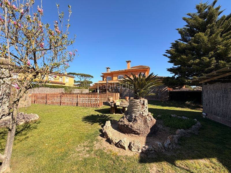 Foto 2b862e22-04bd-4c05-9fd1-b75147f882ed. Casa amb xemeneia calefacció aparcament piscina a Mont-ras