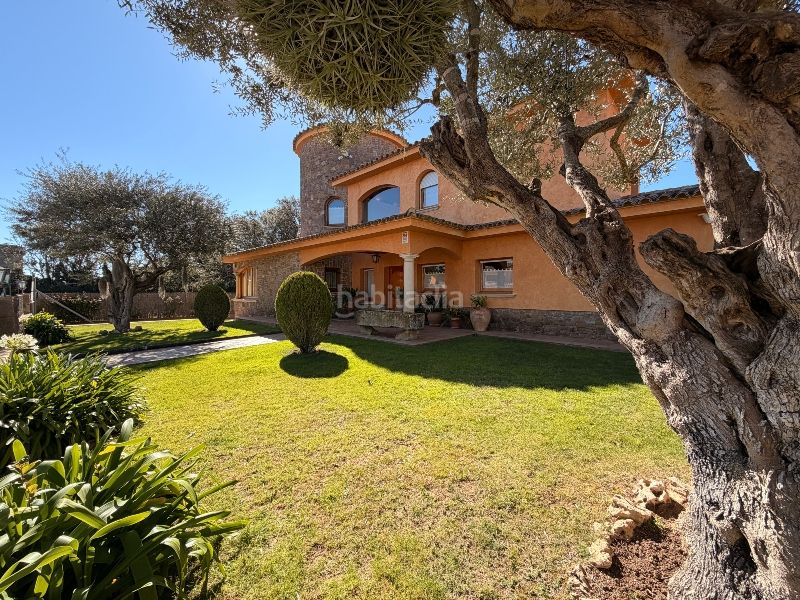 Foto 5e5dcfff-e2a6-469d-9867-487c6208e445. Casa amb xemeneia calefacció aparcament piscina a Mont-ras