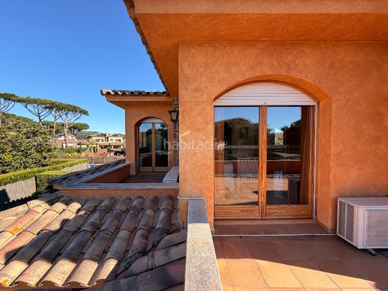 Foto 7a9ba3f4-f03d-4bc1-8146-dc842c968154. Casa amb xemeneia calefacció aparcament piscina a Mont-ras