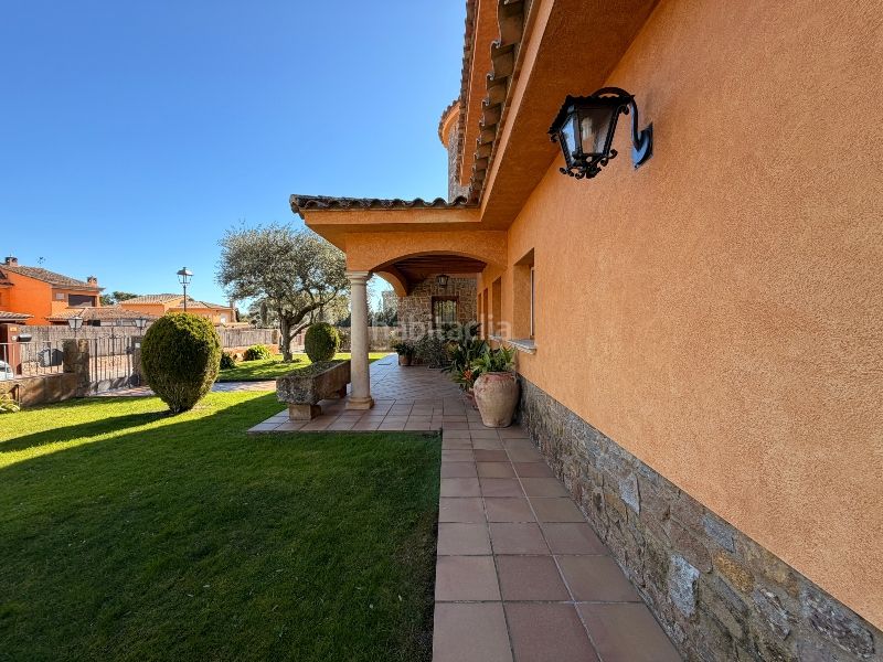 Foto 8cfb3ecd-a47c-4e02-bb7f-e843de20e893. Casa amb xemeneia calefacció aparcament piscina a Mont-ras