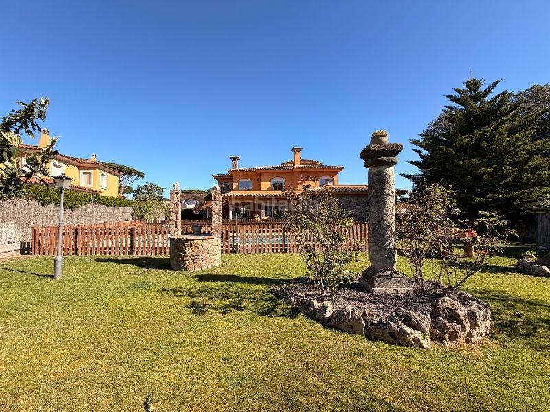 Foto 8db229b4-e1ae-4f28-88e5-93f4a31c09ee. Casa amb xemeneia calefacció aparcament piscina a Mont-ras