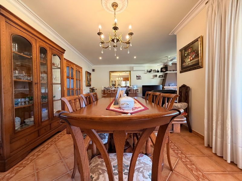 Foto 9373fe13-40fd-41e1-85a5-073d1507316b. Casa amb xemeneia calefacció aparcament piscina a Mont-ras