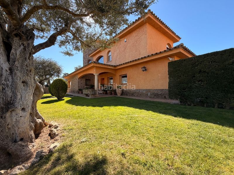 Foto a5bb0bc8-1eb5-4a90-98f9-097530c66201. Casa amb xemeneia calefacció aparcament piscina a Mont-ras